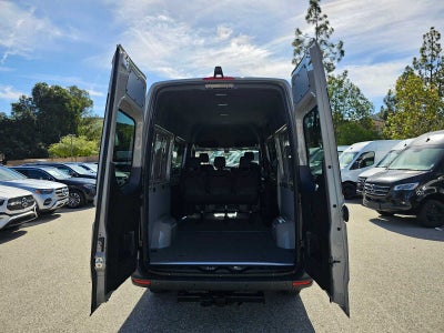 2025 Mercedes-Benz Sprinter 2500 Standard Roof I4 Diesel HO 144" RWD