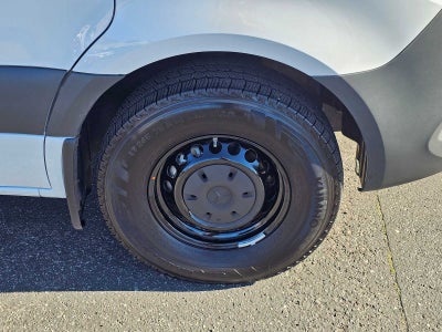 2025 Mercedes-Benz Sprinter 2500 Standard Roof I4 Diesel 144" RWD