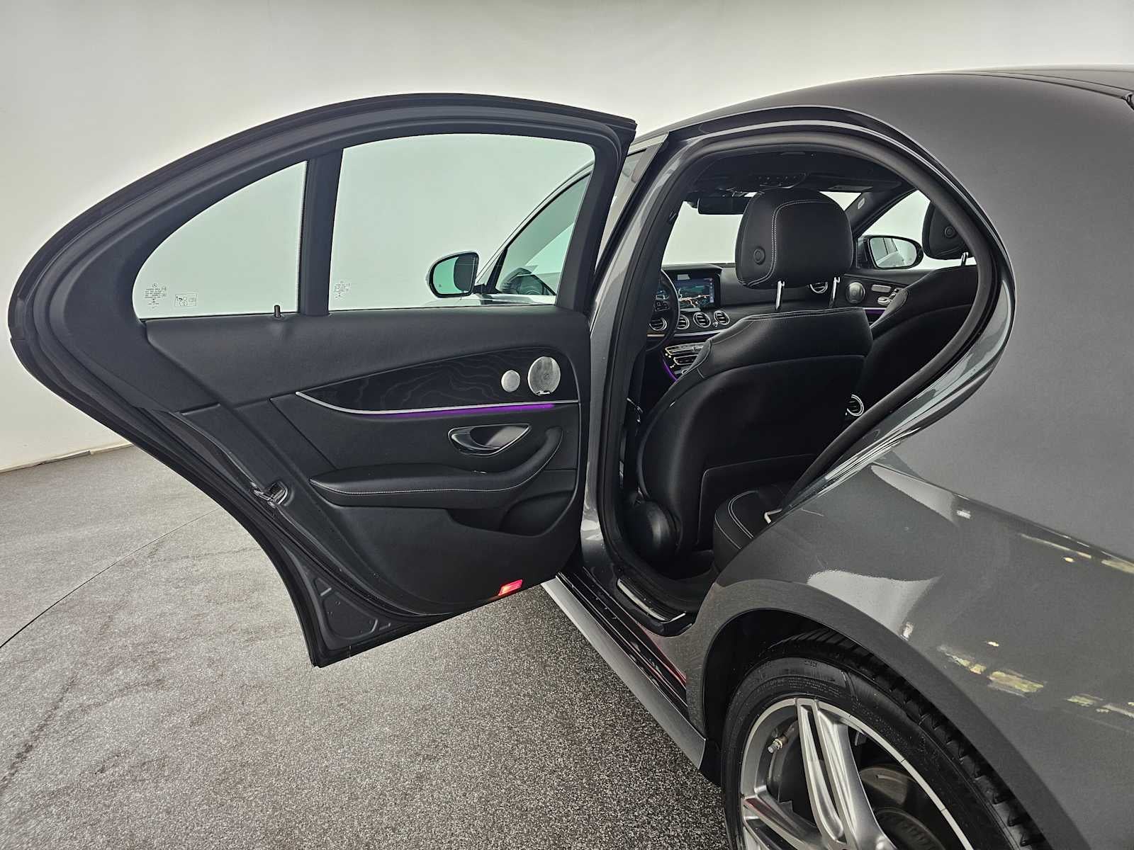 2017 Mercedes-Benz E 300 RWD Sedan