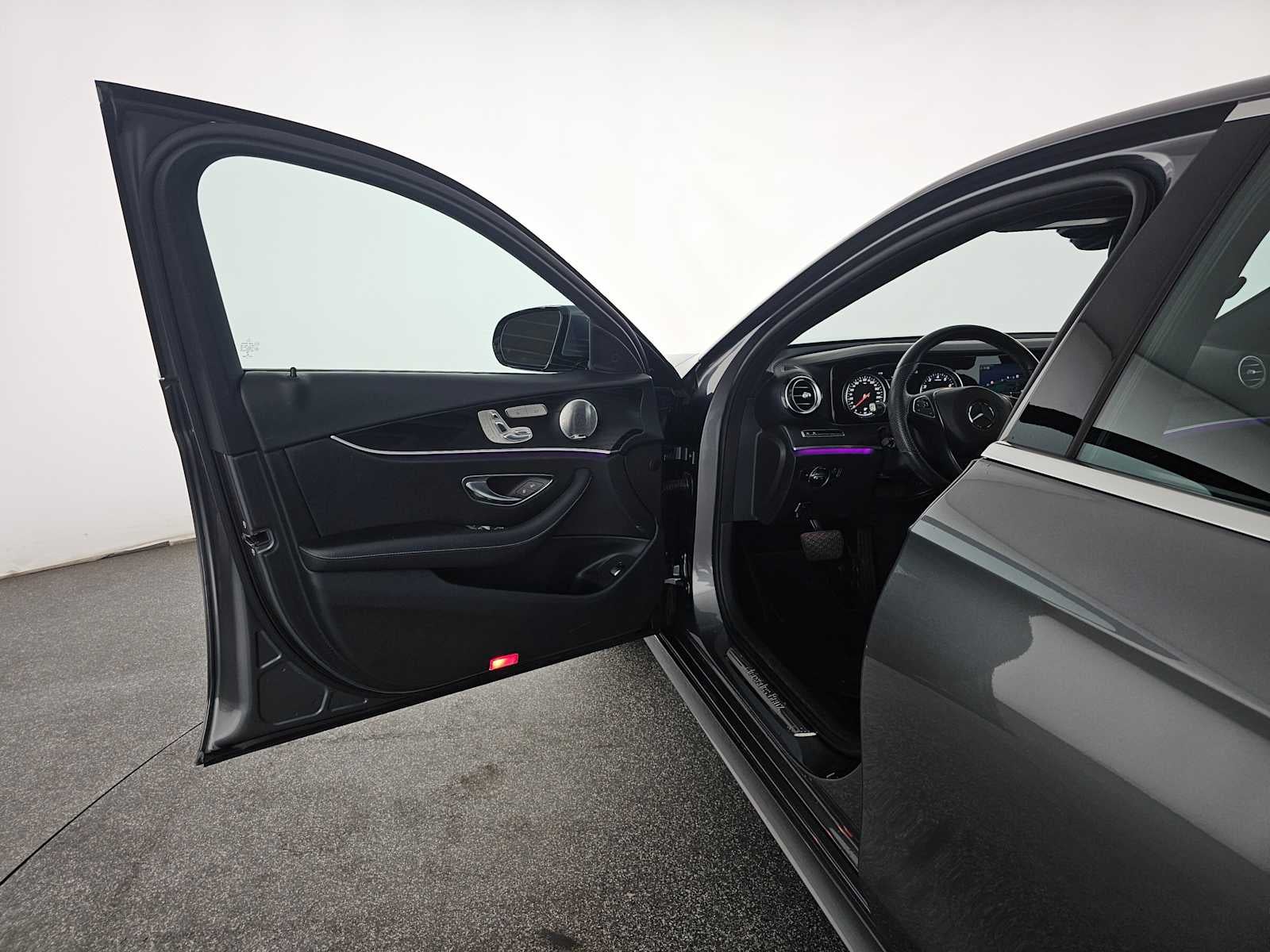 2017 Mercedes-Benz E 300 RWD Sedan