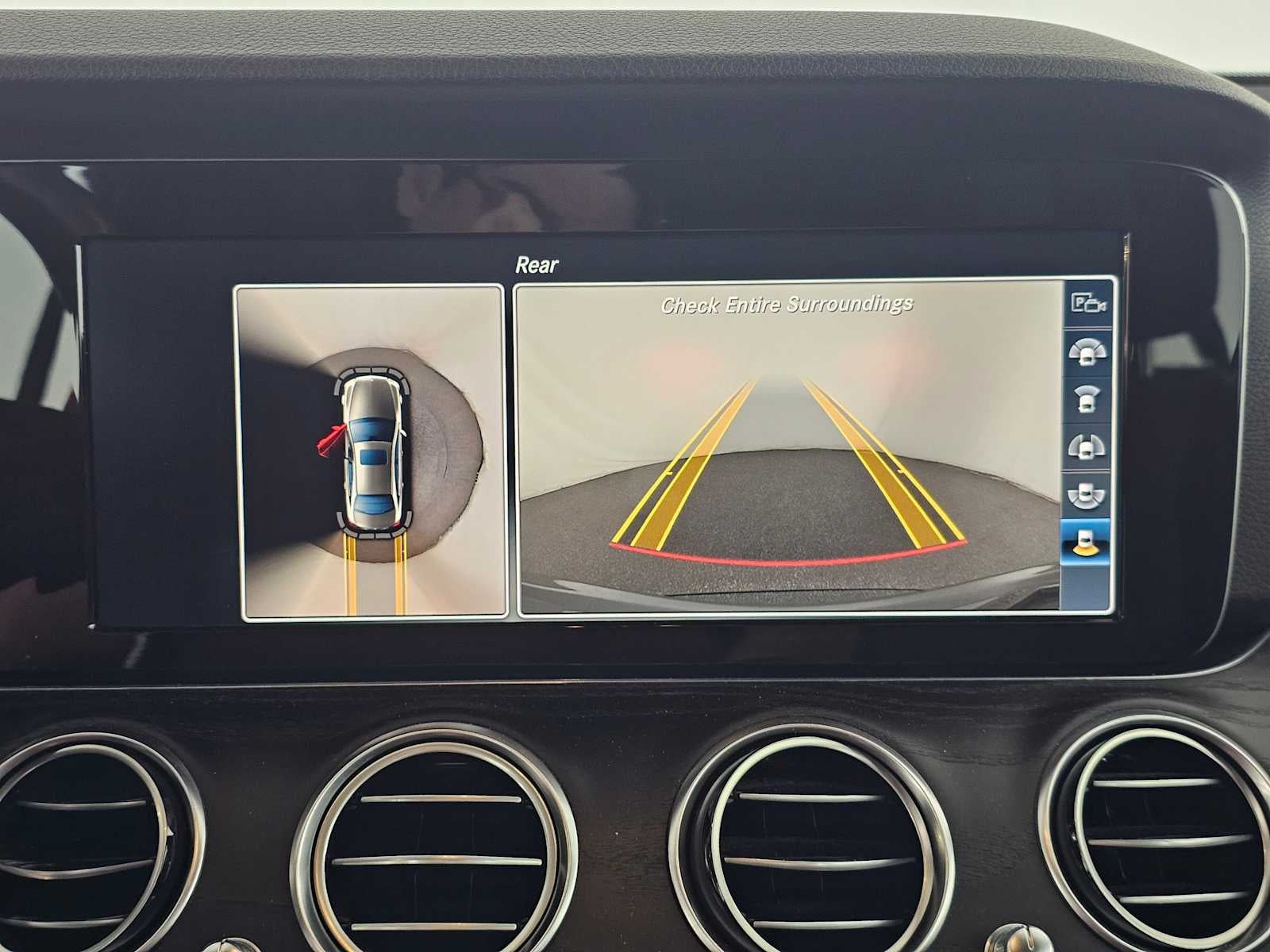 2017 Mercedes-Benz E 300 RWD Sedan