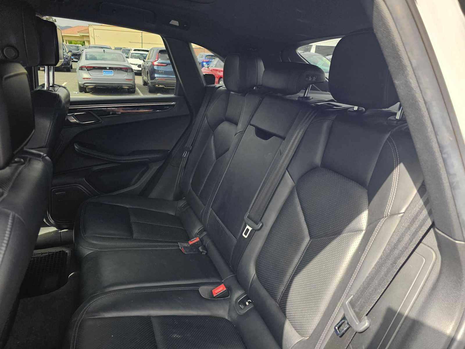 2017 Porsche Macan AWD