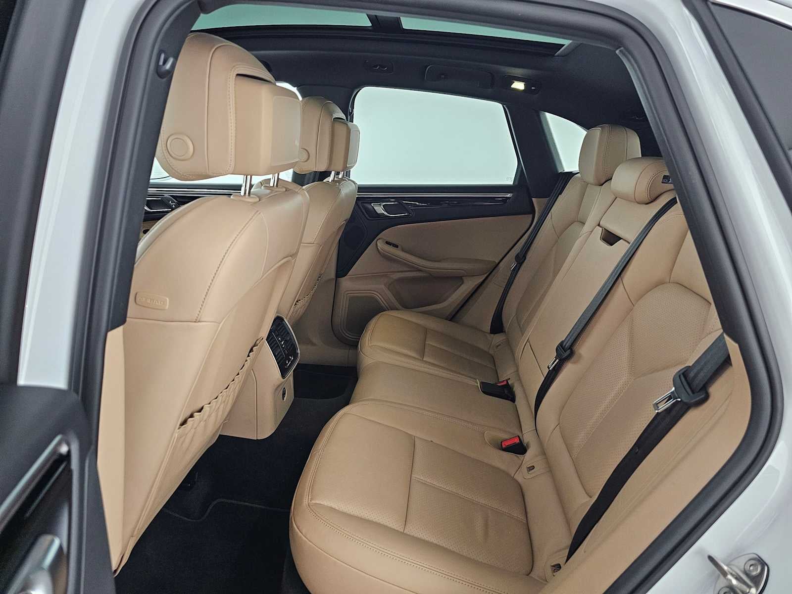 2024 Porsche Macan S