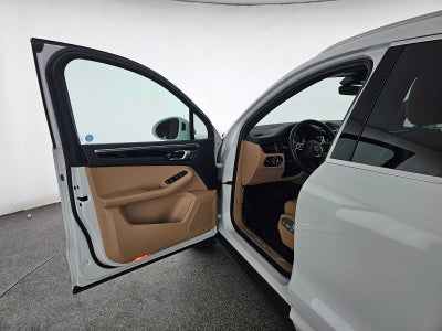 2024 Porsche Macan S