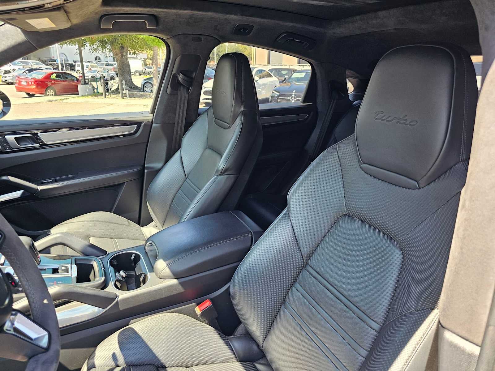 2022 Porsche Cayenne Turbo