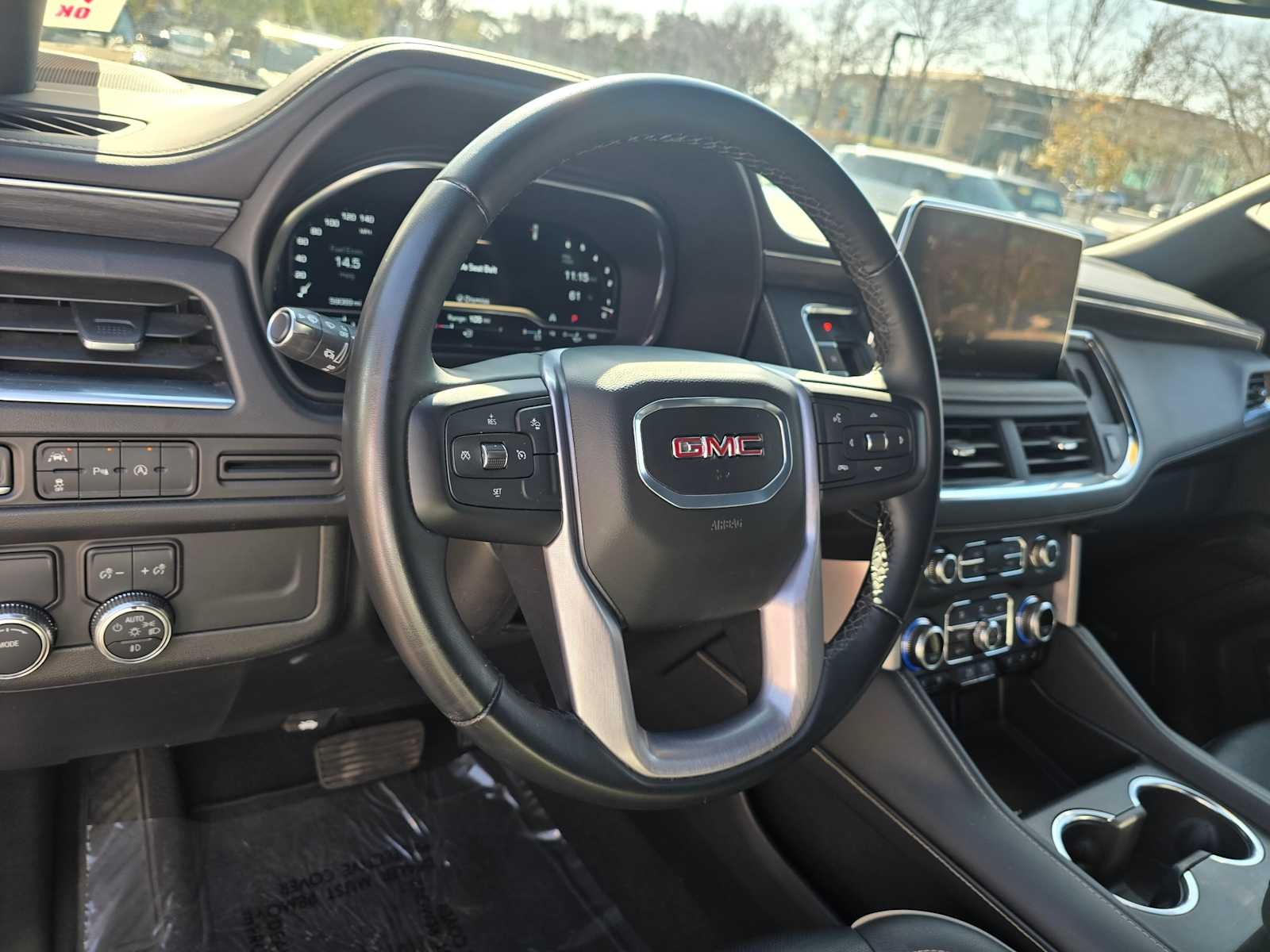 2024 GMC Yukon XL SLT