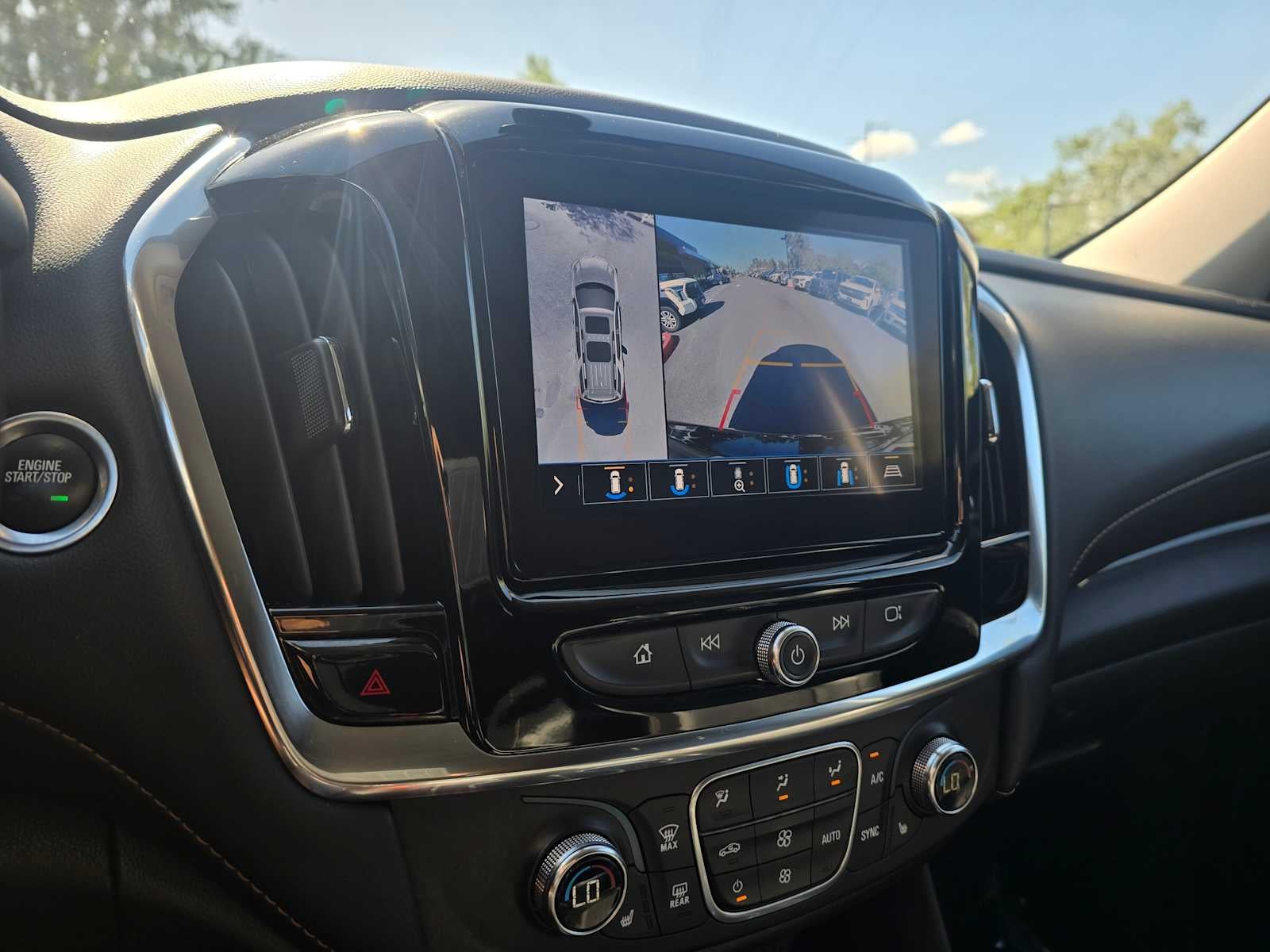 2021 Chevrolet Traverse RS