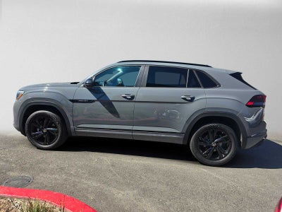 2025 Volkswagen Atlas Cross Sport 2.0T SEL R-Line Black
