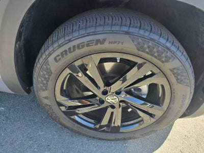 2025 Volkswagen Atlas Cross Sport 2.0T SEL R-Line Black