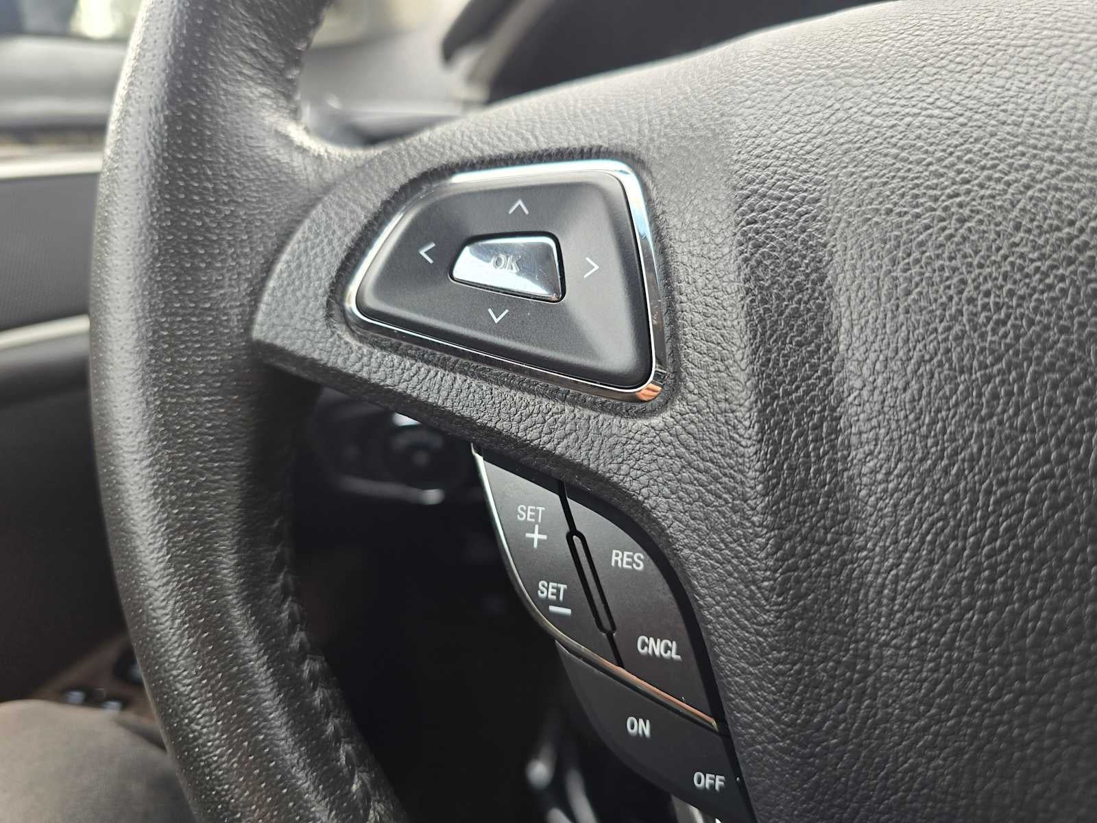 2013 Lincoln MKZ 4dr Sdn FWD