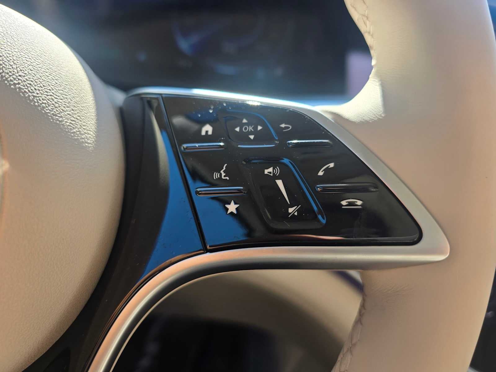 2027 Mercedes-Benz EQS 400 4MATIC® SUV
