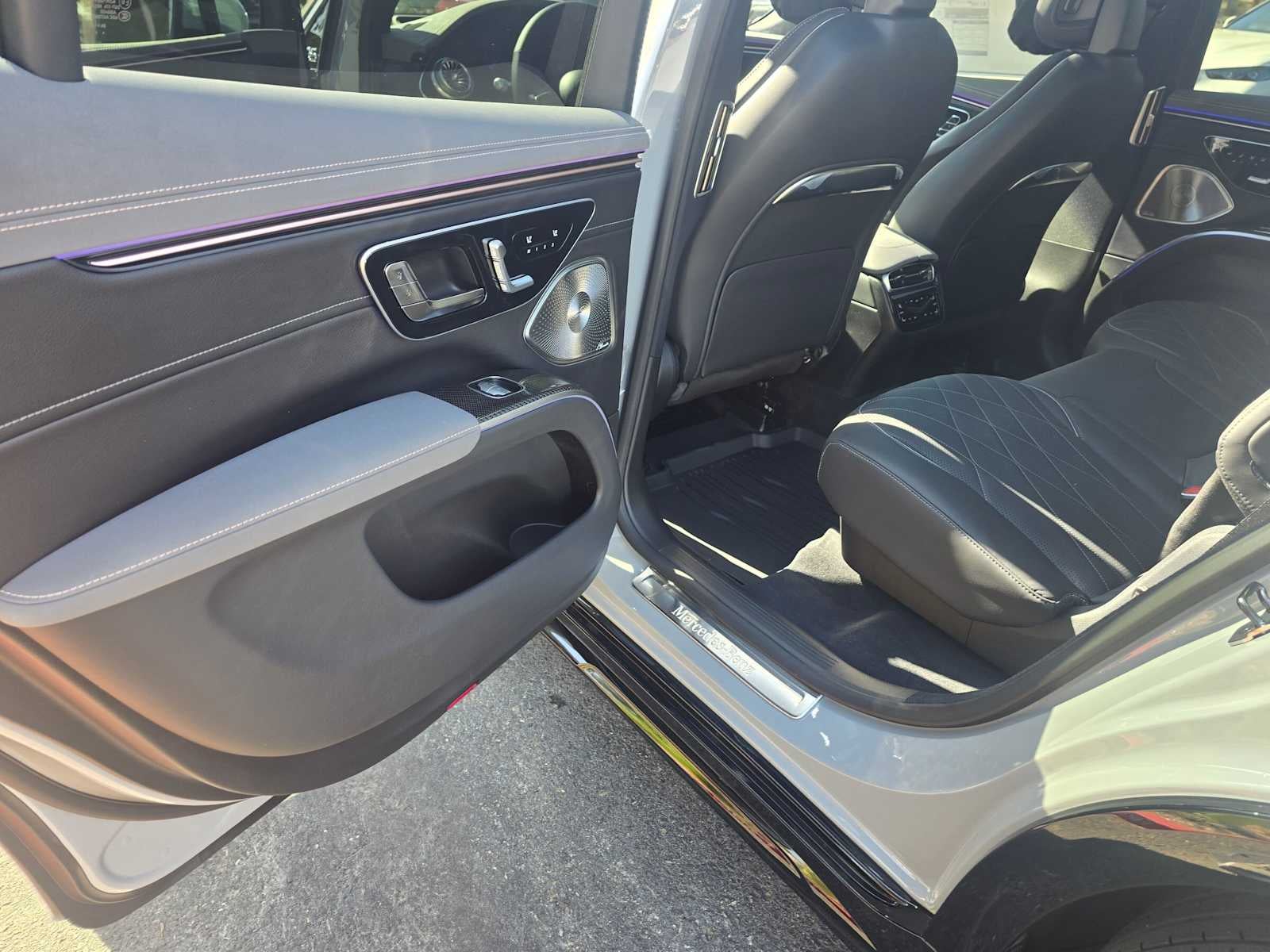 2027 Mercedes-Benz EQS 400 4MATIC® SUV