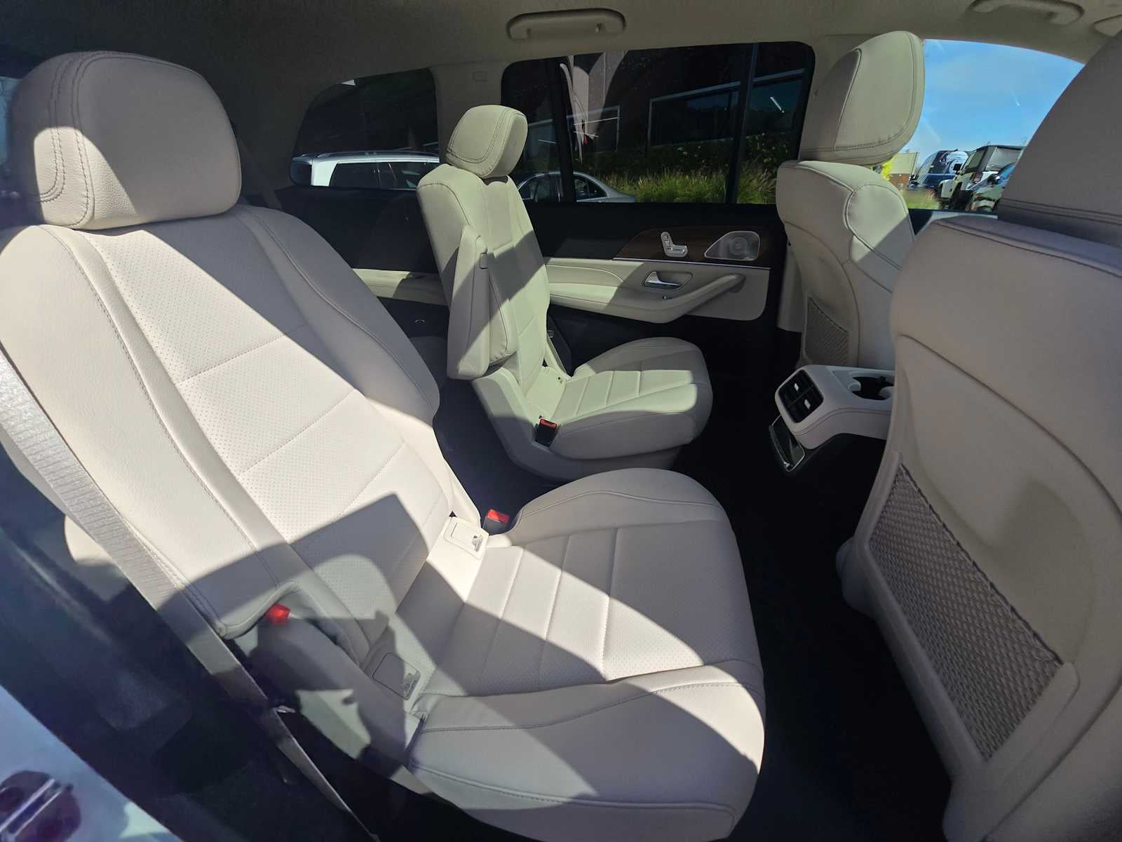 2026 Mercedes-Benz GLS 450 GLS 450