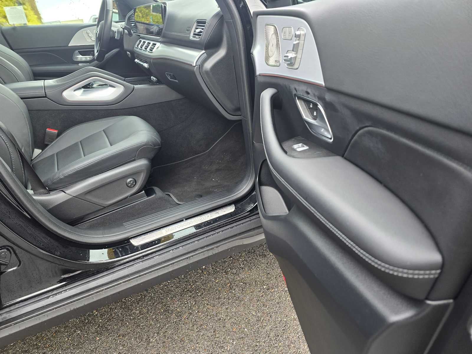 2025 Mercedes-Benz GLS 450 4MATIC® SUV