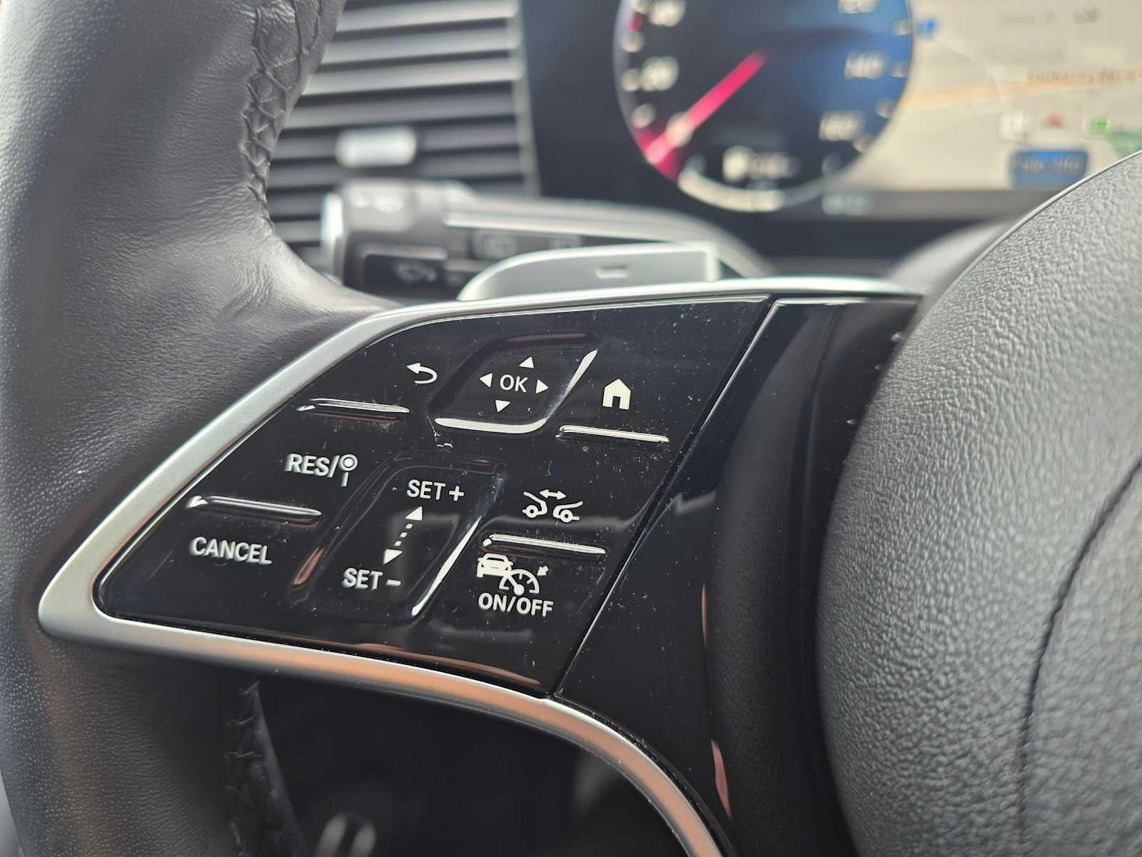 2025 Mercedes-Benz GLS 450 4MATIC® SUV