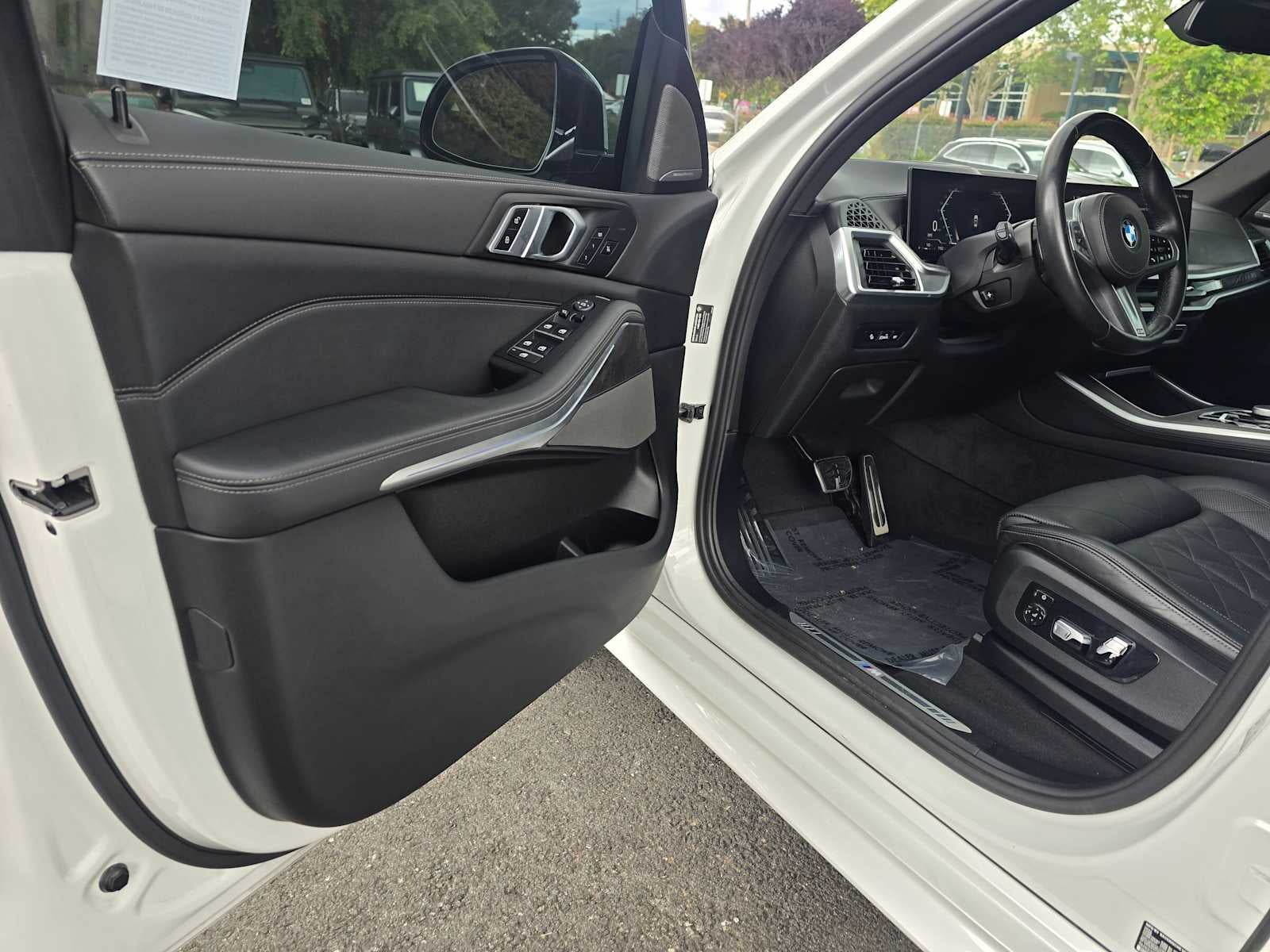 2025 BMW X5 xDrive40i xDrive40i