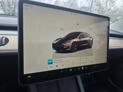2023 Tesla Model 3 RWD
