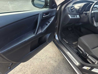 2013 Mazda Mazda3 i Touring