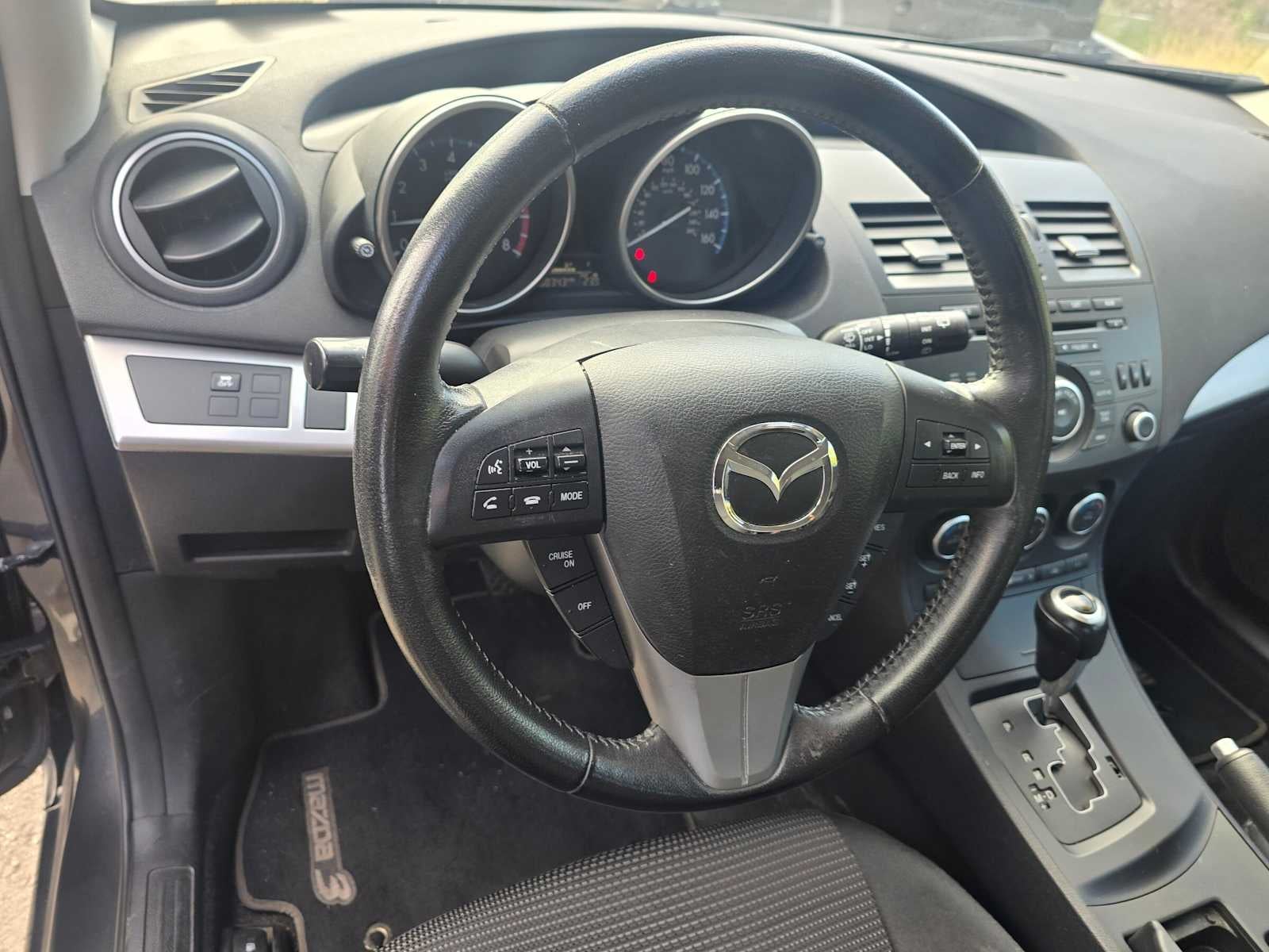 2013 Mazda Mazda3 i Touring
