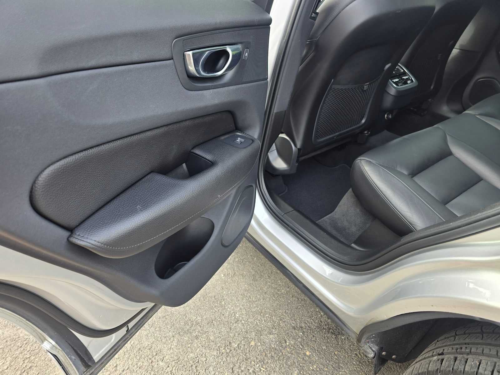 2019 Volvo XC60 Inscription