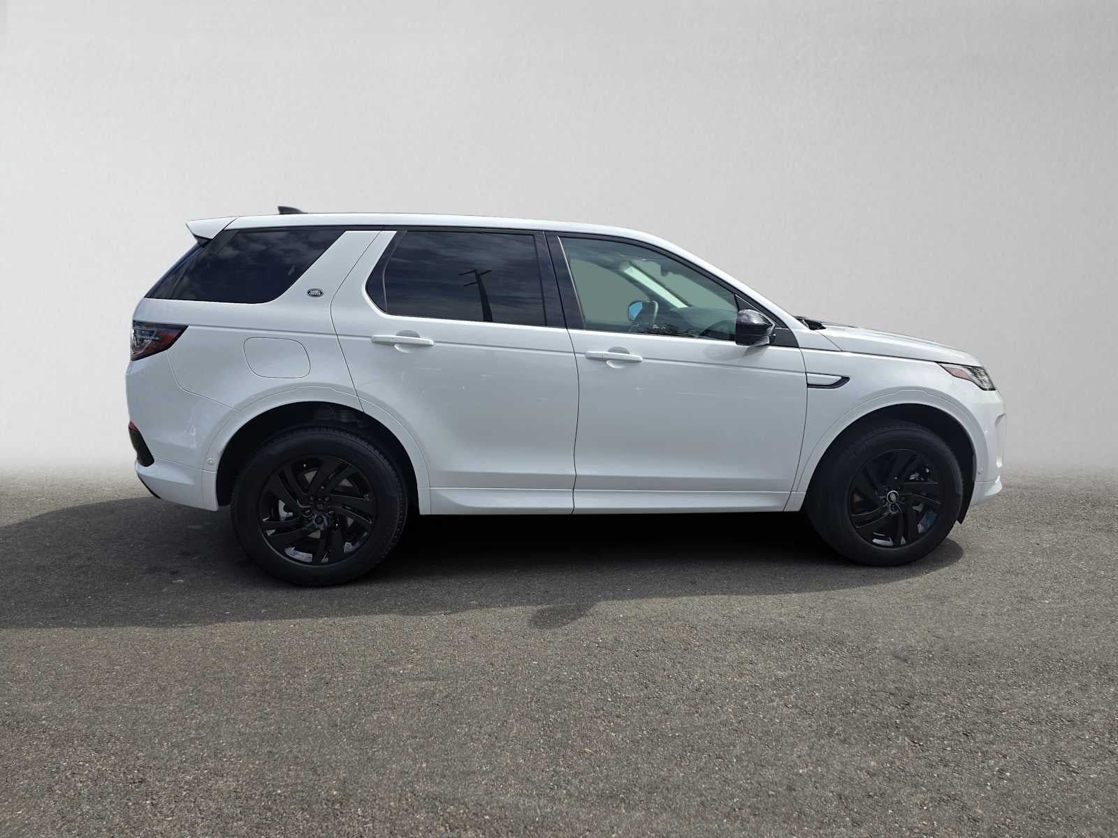 2025 Land Rover Discovery Sport S