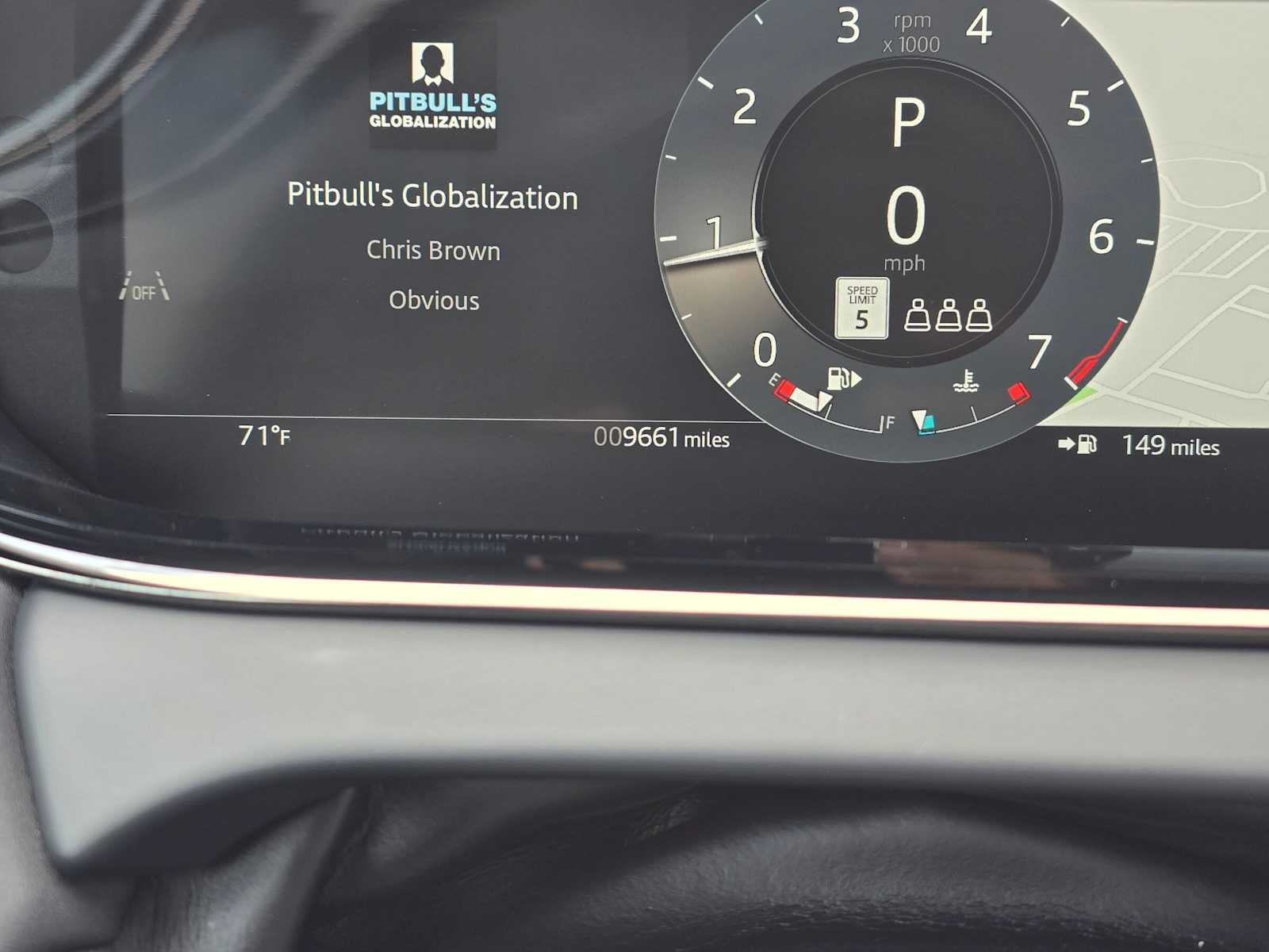 2025 Land Rover Range Rover Evoque Core S