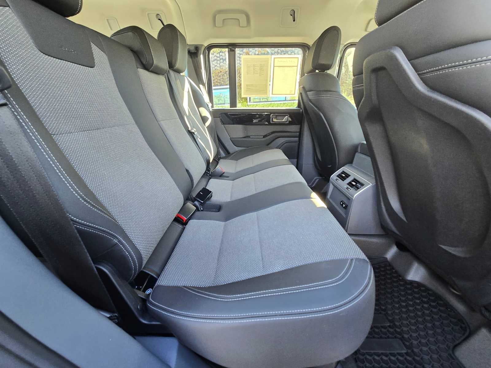 2024 INEOS Grenadier Station Wagon 4x4