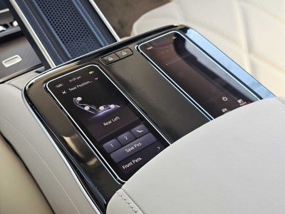 2027 Mercedes-Benz Maybach S 680 4MATIC® Sedan