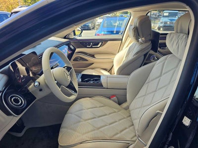 2027 Mercedes-Benz Maybach S 680 4MATIC® Sedan