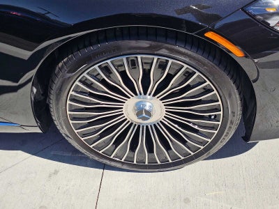 2027 Mercedes-Benz Maybach S 680 4MATIC® Sedan