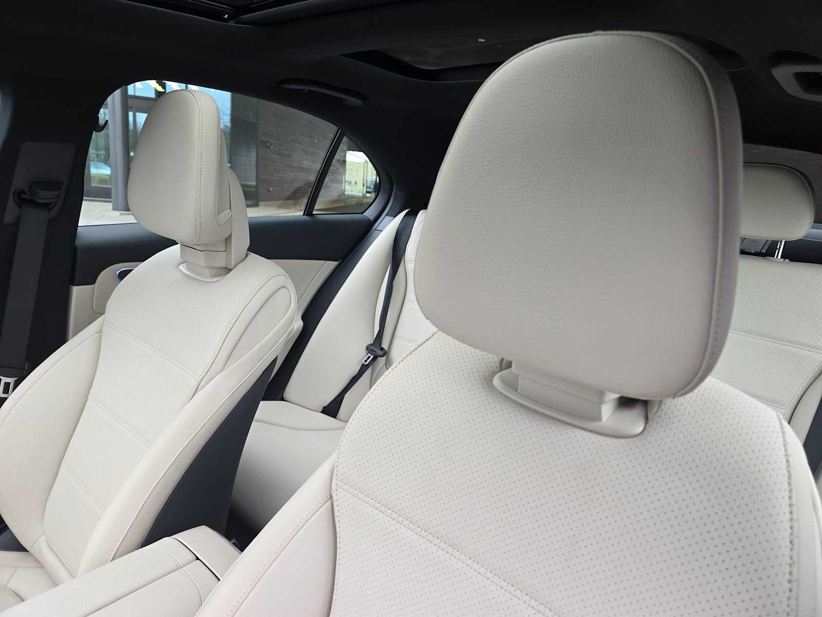 2025 Mercedes-Benz C 300 C 300