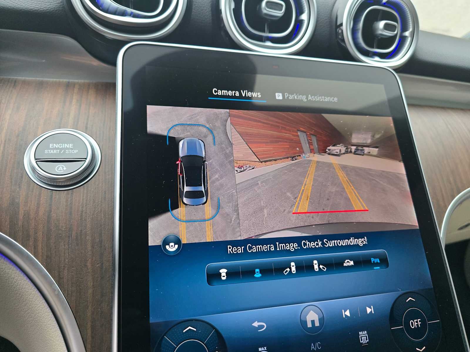 2025 Mercedes-Benz C 300 C 300