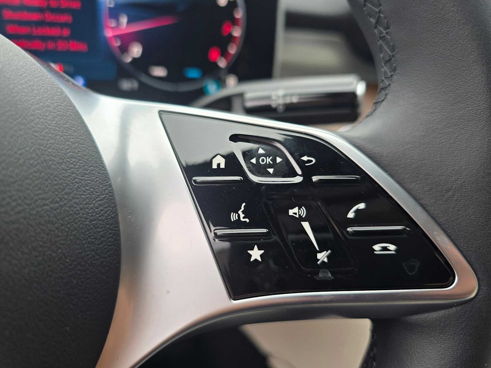 2025 Mercedes-Benz C 300 C 300