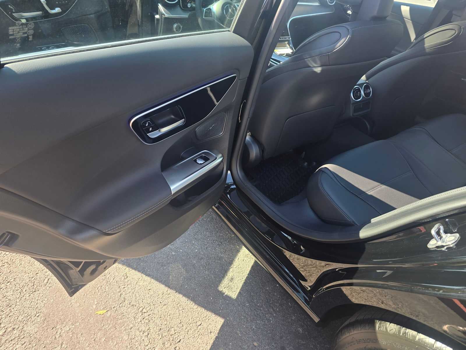 2026 Mercedes-Benz C 300 4MATIC® Sedan