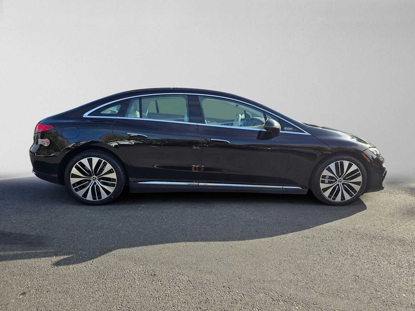 2023 Mercedes-Benz EQE 350 4MATIC®+ Sedan
