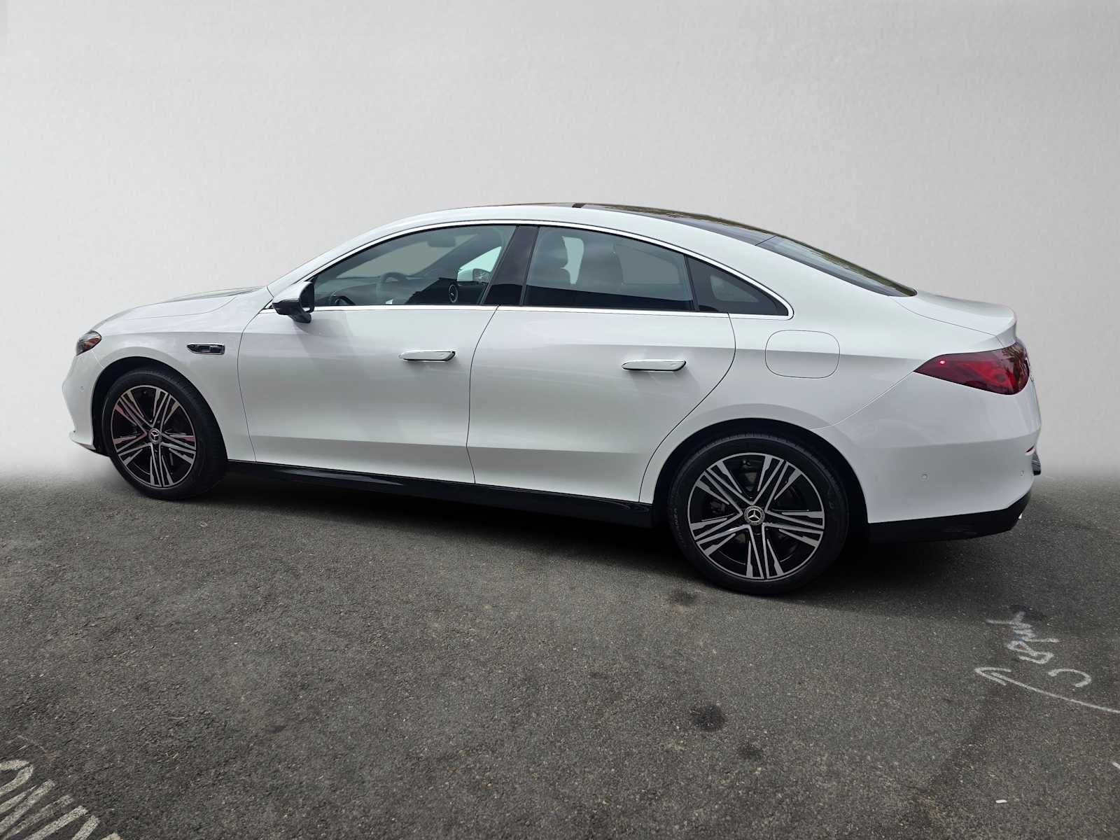 2027 Mercedes-Benz CLA 220 Hybrid FWD