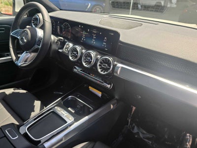 2026 Mercedes-Benz GLB 250 SUV