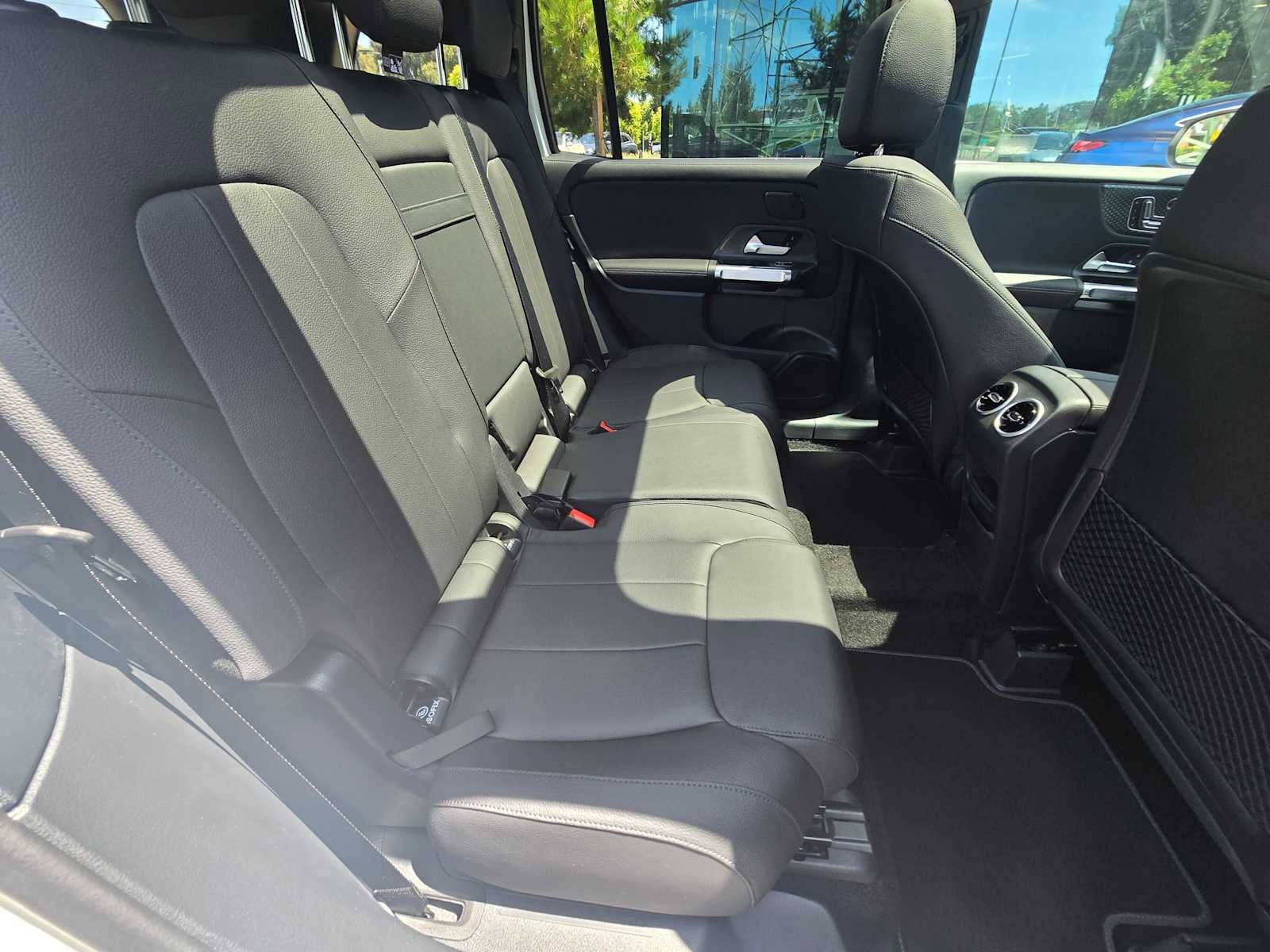 2026 Mercedes-Benz GLB 250 SUV