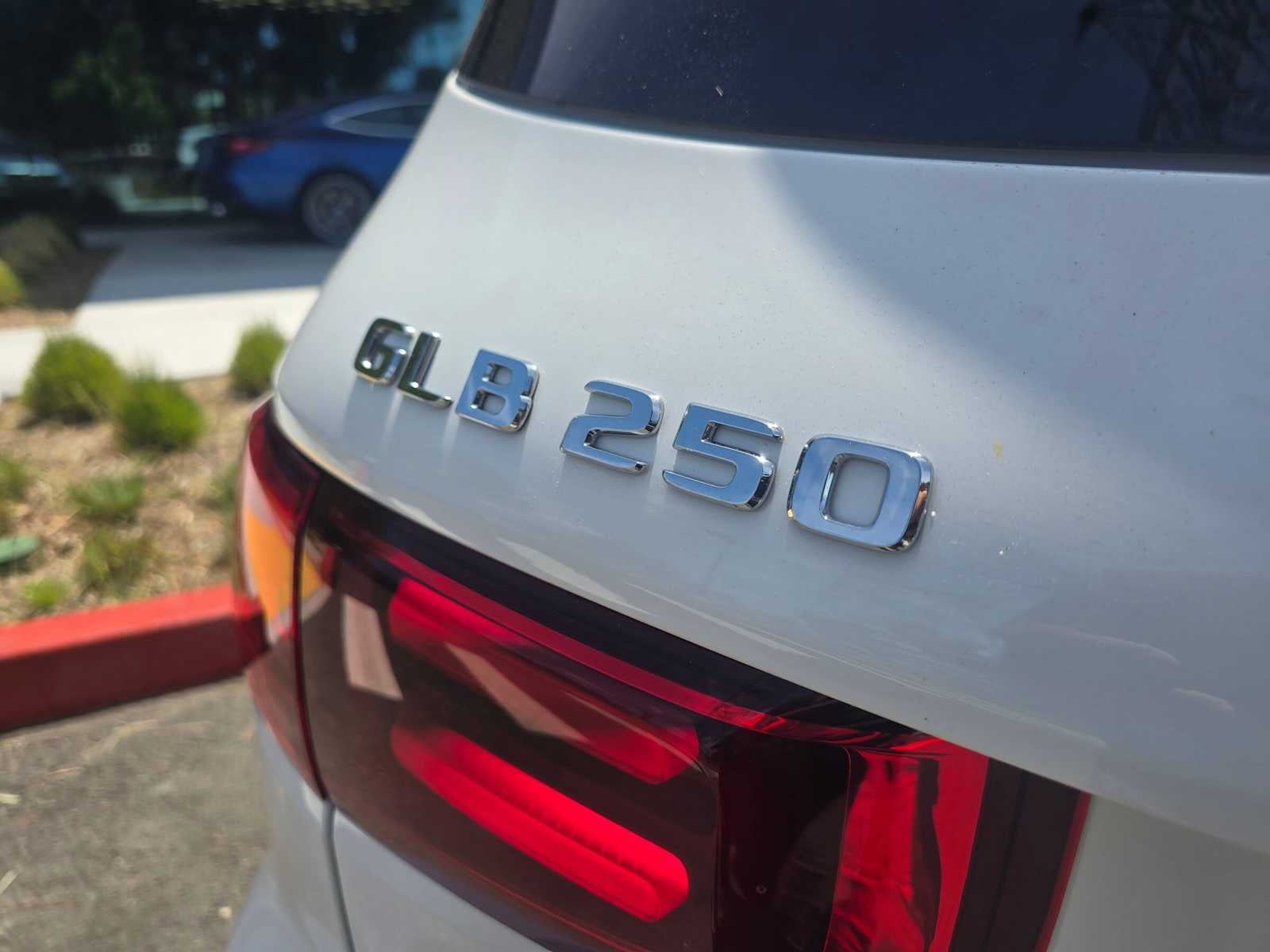 2026 Mercedes-Benz GLB 250 SUV