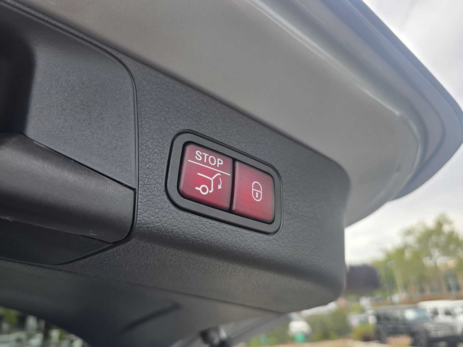 2026 Mercedes-Benz GLB 250 SUV