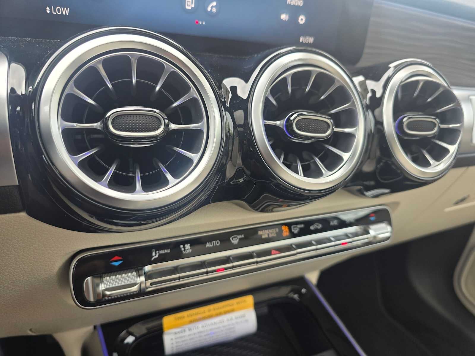 2026 Mercedes-Benz GLB 250 SUV