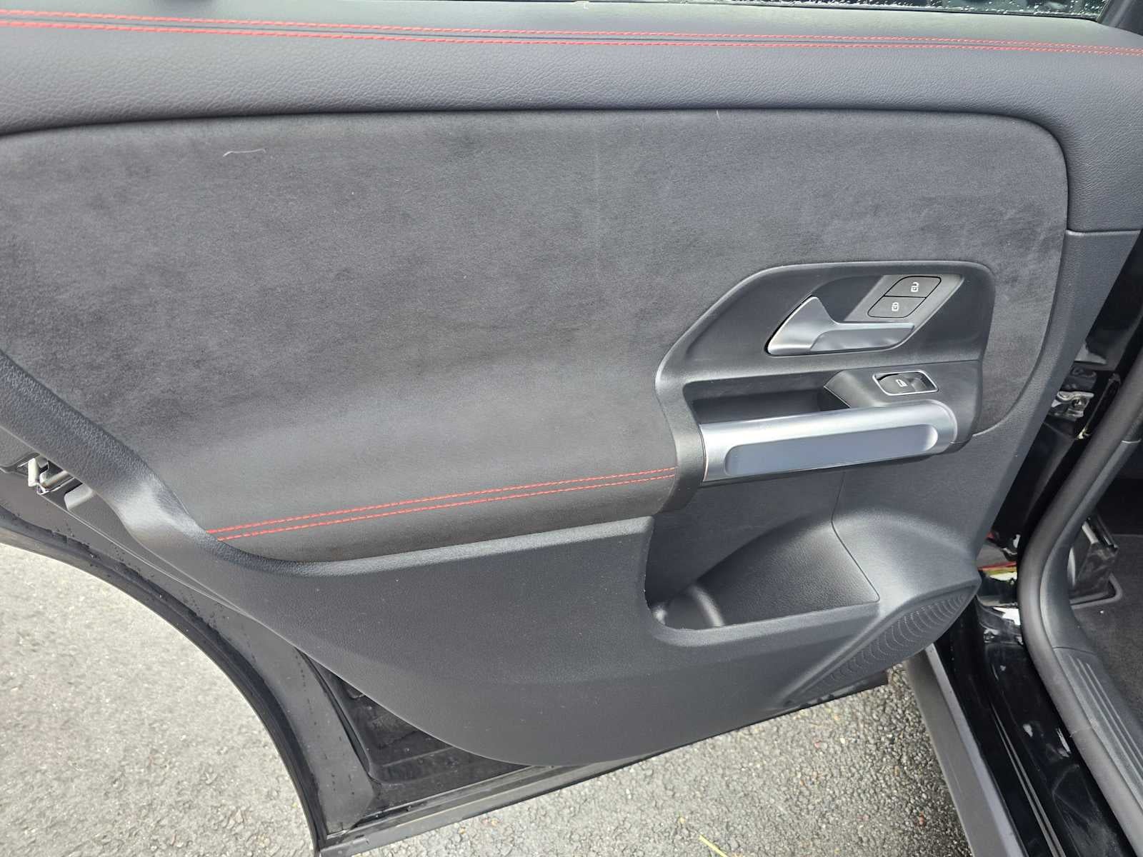 2024 Mercedes-Benz GLB GLB 250