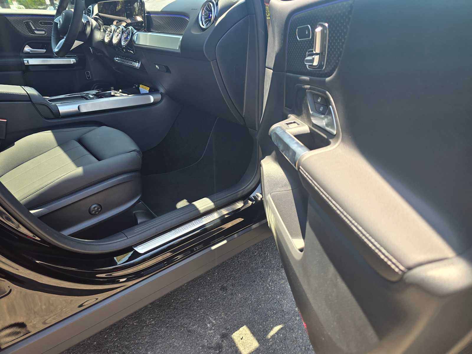 2025 Mercedes-Benz GLB 250 GLB 250