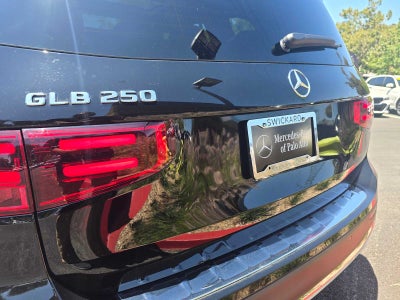 2025 Mercedes-Benz GLB 250 GLB 250