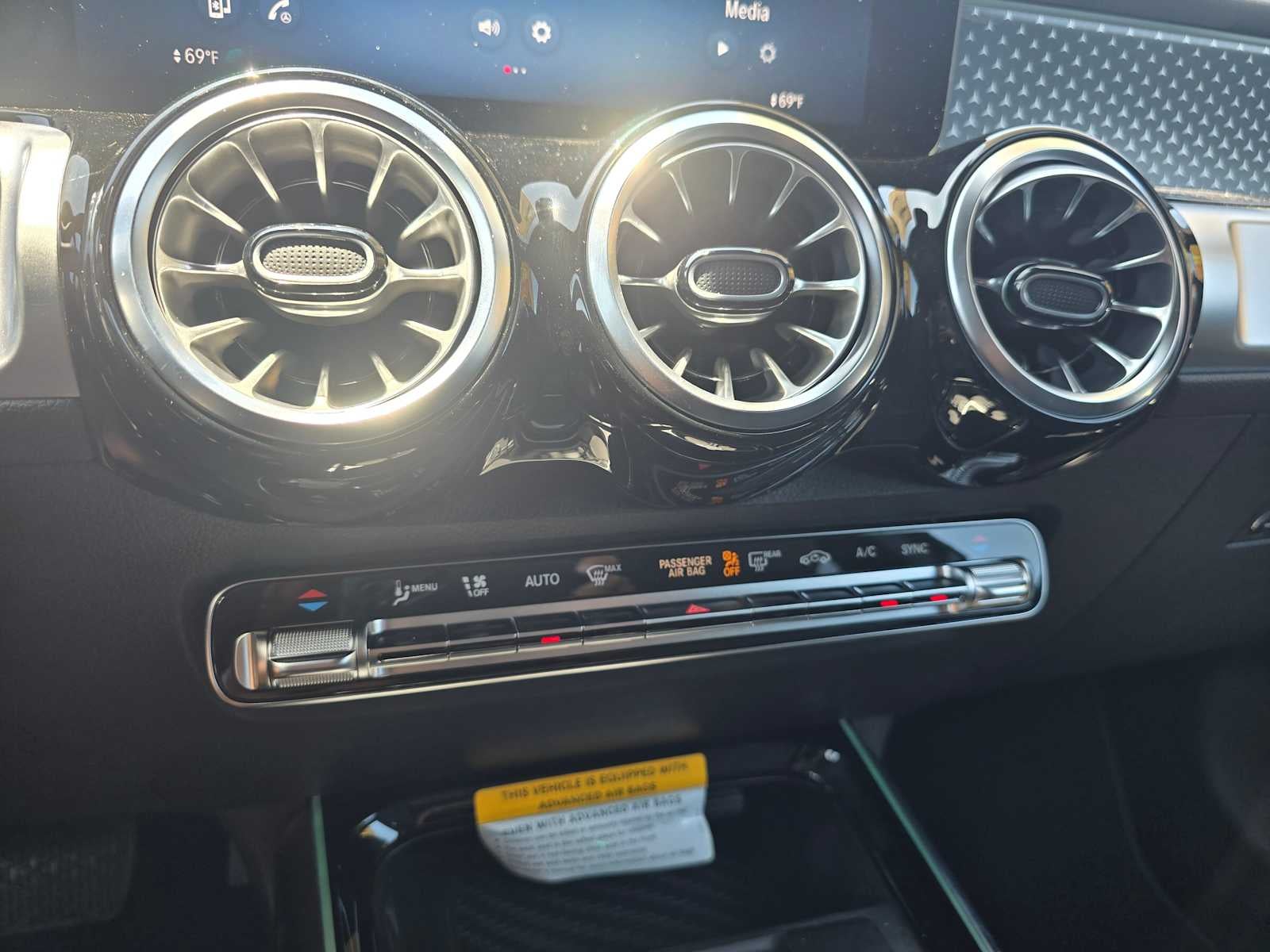 2025 Mercedes-Benz GLB 250 GLB 250