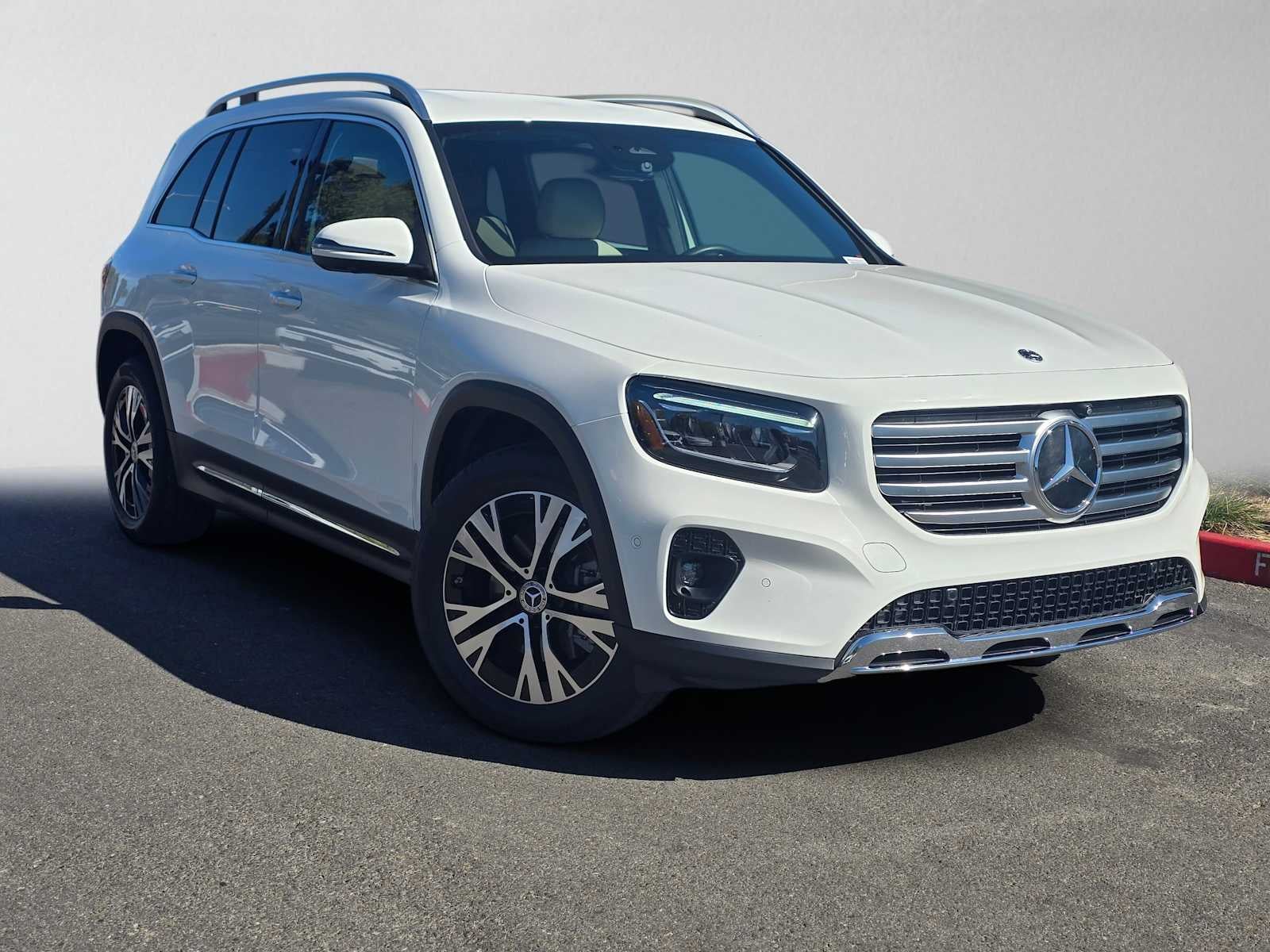 2025 Mercedes-Benz GLB 250 SUV