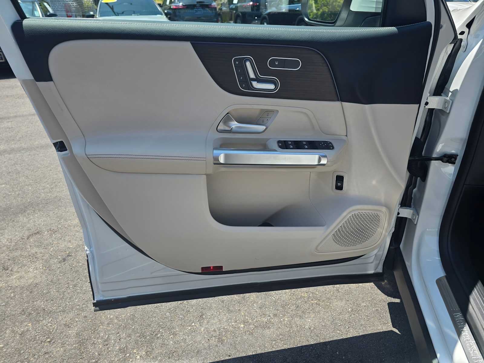 2025 Mercedes-Benz GLB 250 GLB 250