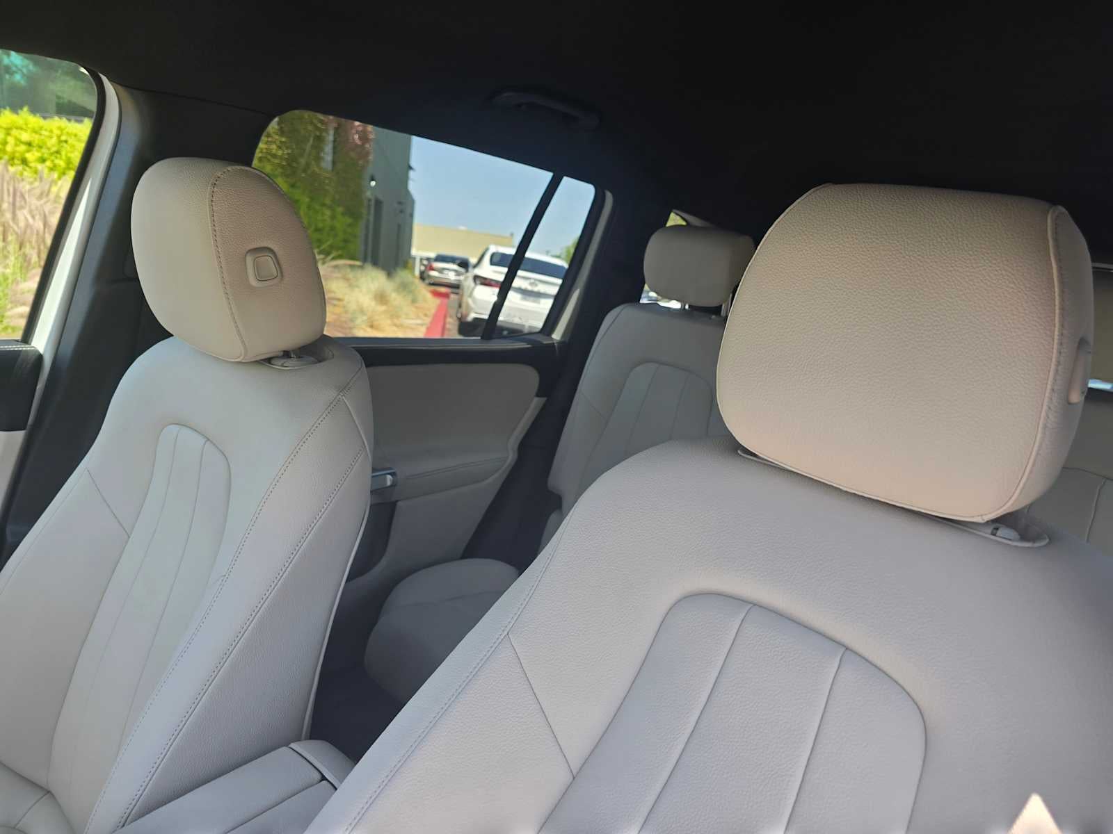 2025 Mercedes-Benz GLB 250 GLB 250