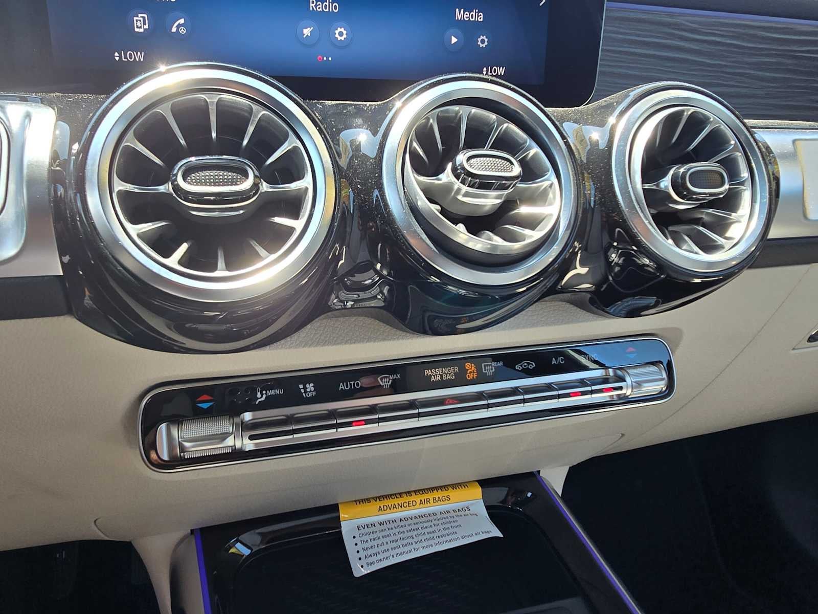 2025 Mercedes-Benz GLB 250 GLB 250