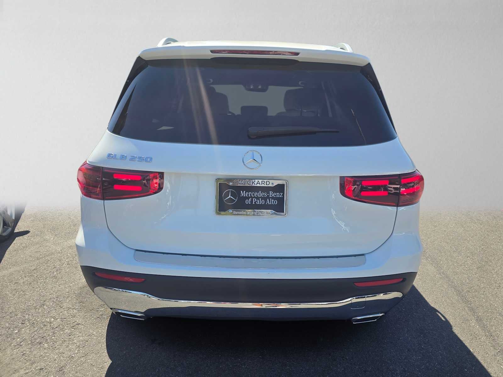 2026 Mercedes-Benz GLB 250 SUV